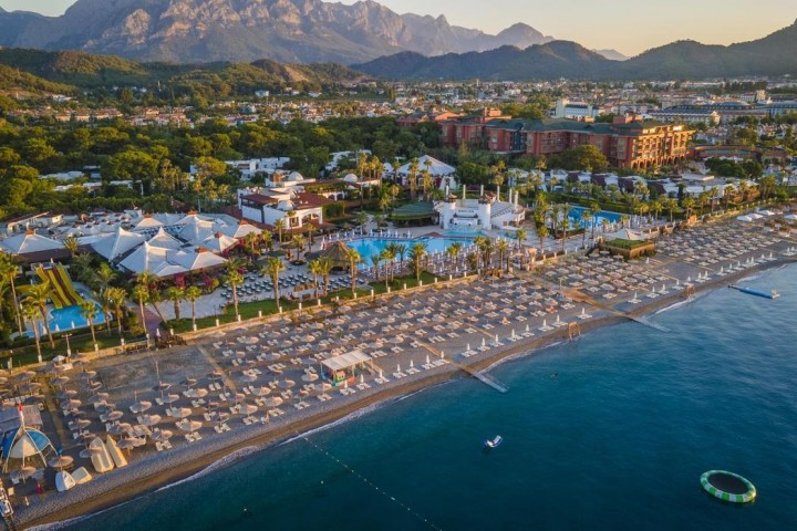 Emelda Sun Club