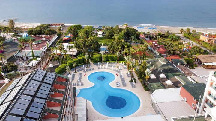 İnsula Resort Hotel
