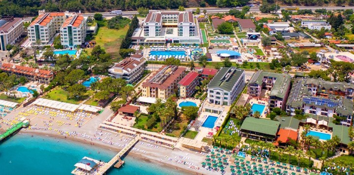 Dosinia Luxury Resort