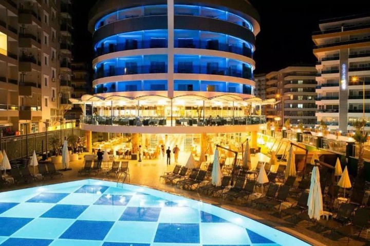 Sunprime C-Lounge Hotel