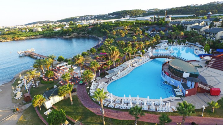 Öz Hotels İncekum Beach…