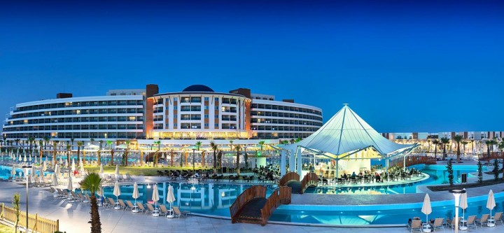 Aquasis Deluxe Resort…