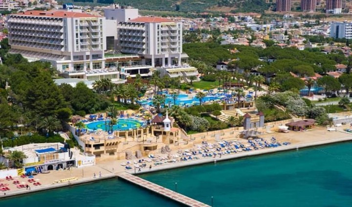 Fantasia Hotel De Luxe…