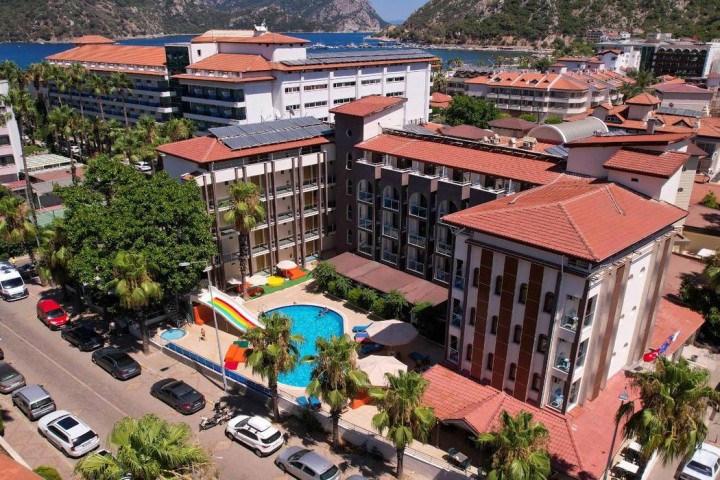 Astoria Life Hotel