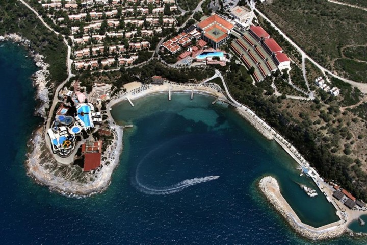 Pine Bay Holiday Resort