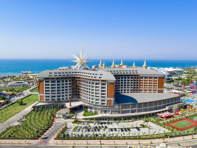 Royal Seginus Hotel