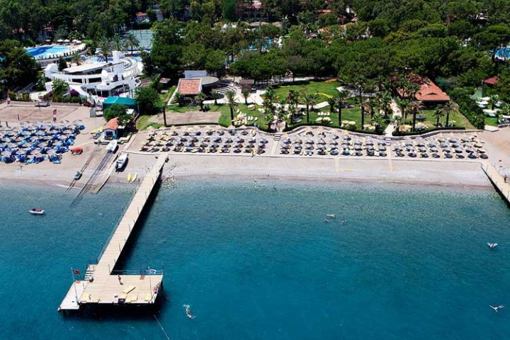 Champion Holiday Village